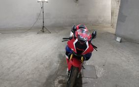 HONDA CBR1000RR RSP 2020 SC82