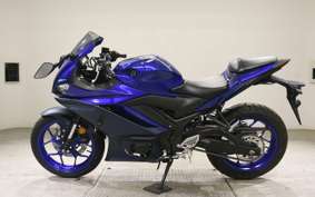 YAMAHA YZF-R25 A 2010 RG74J