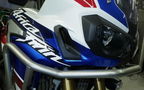 HONDA CRF1000L AFRICA TWIN 2018 SD04