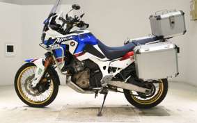 HONDA CRF1000L AFRICA TWIN 2018 SD04