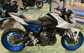 SUZUKI GSX-8S 2023 EM1AA