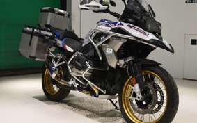 BMW R1250GS