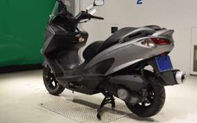 SUZUKI SKYWAVE 200 (Burgman 200)