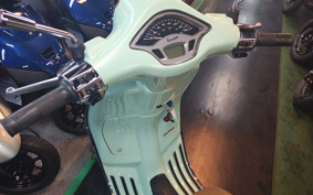 VESPA PRIMA BEIGE RA150 RP8M82