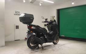 YAMAHA N-MAX 2004 SEG6J