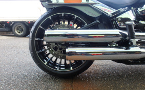 HARLEY FXBR 2025 YEZ