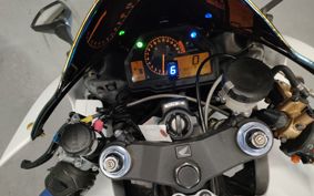 HONDA CBR600RR PC37