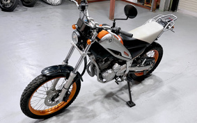 YAMAHA TRICKER DG16J