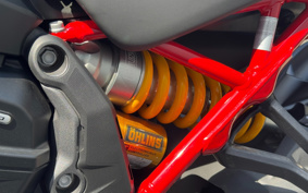 DUCATI  DUCATI M STRADA V4 PIE KUSUPI-KU 2023 6A00