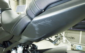 HONDA CB650R E-Clutch 2025 RH17