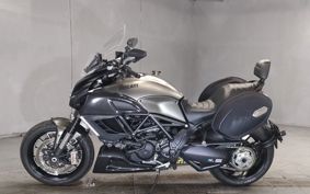 DUCATI DIAVEL STRADA G102JB