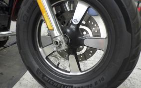 HARLEY XL1200C 2013