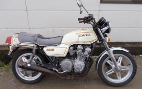 HONDA CB750 RC01