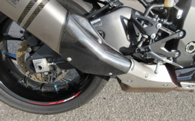 YAMAHA YZF-R1 2015 RN39