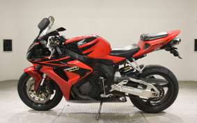 HONDA CBR1000RR 2007 SC57