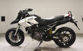 DUCATI HYPERMOTARD 796 2011