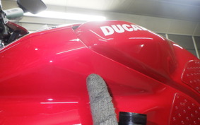 DUCATI STREETFIGHTER V4 S 2021