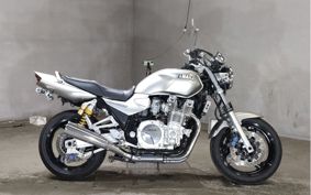 YAMAHA XJR1300 RP03J