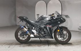 YAMAHA YZF R-3 2018 RH13J