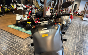 DUCATI STREET FIGHTER V4S 2025 4F00