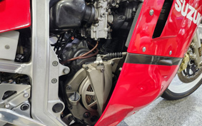 SUZUKI GSX-R750R LTD ED 1986 GR71G