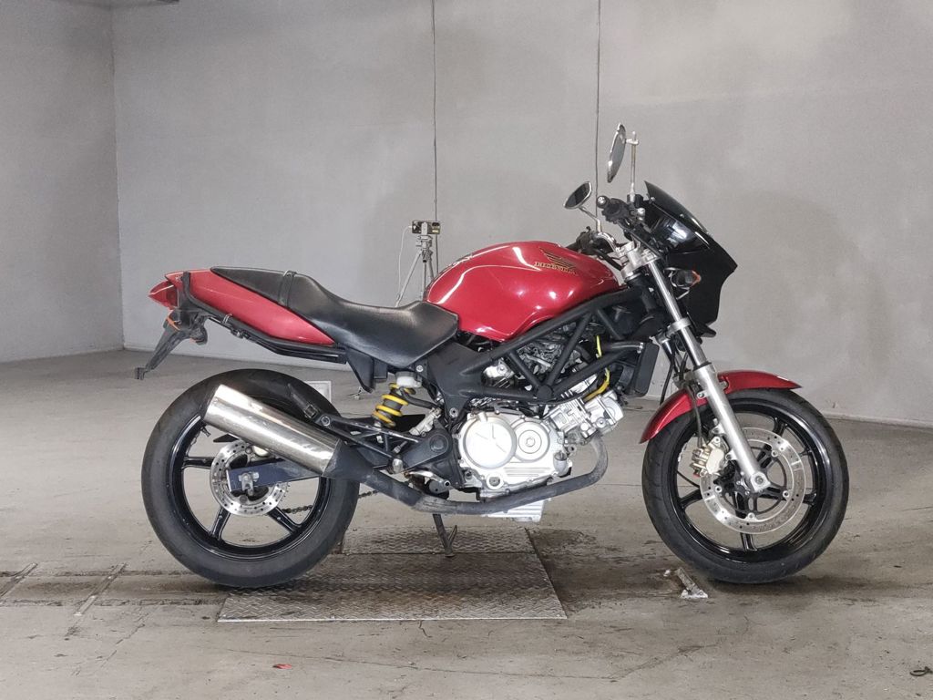 Фото Honda VTR 250 2005 с японского аукциона