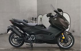 YAMAHA T-MAX 560 SJ21J
