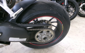 DUCATI STREET FIGHTER V4S 2022 1F00