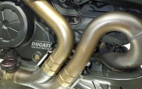 DUCATI DIAVEL 2012