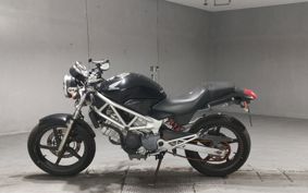 HONDA VTR 250 MC33