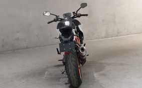 KTM 1290 SUPER  DUKE R V3940