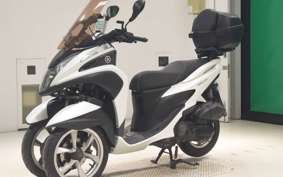 YAMAHA TRICITY 125 SE82J