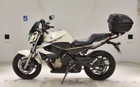 YAMAHA XJ6 N 2012