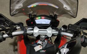 DUCATI DUCATI  HYPERMOTARD 939 2016 BA01JA