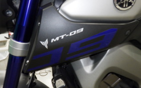 YAMAHA MT-09 A 2015 RN34J
