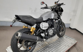 YAMAHA XJR1300 C 2016 RP19