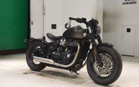 TRIUMPH BONNEVILLE BOBBER 2021