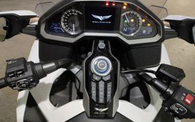 HONDA GL1800 TOUR DCT SC79