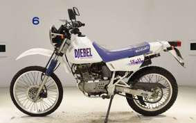 SUZUKI DJEBEL 200 (DR200SE) SH42A