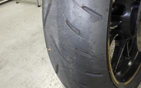 SUZUKI ｼﾞｸｻｰ250 ED22B