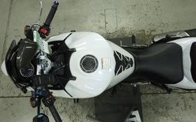 SUZUKI GSR750 A 2012