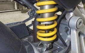 DUCATI MONSTER 400 IE 2004
