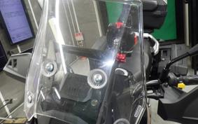 SUZUKI Vｽﾄﾛｰﾑ250