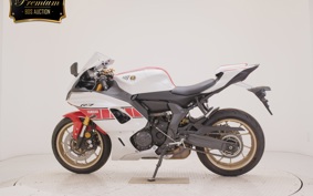 YAMAHA YZF-R7 2022 RM39J