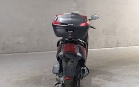 KYMCO G-Dink250 ..