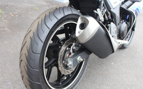 SUZUKI GSX250 R DN11A