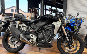 HONDA CB250R MC52