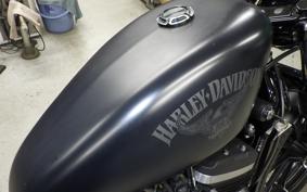 HARLEY XL883N 2016