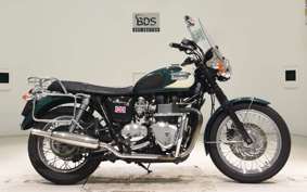 TRIUMPH BONNEVILLE T100 2010