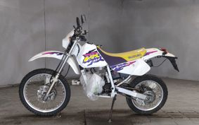 SUZUKI DR250R SJ45A